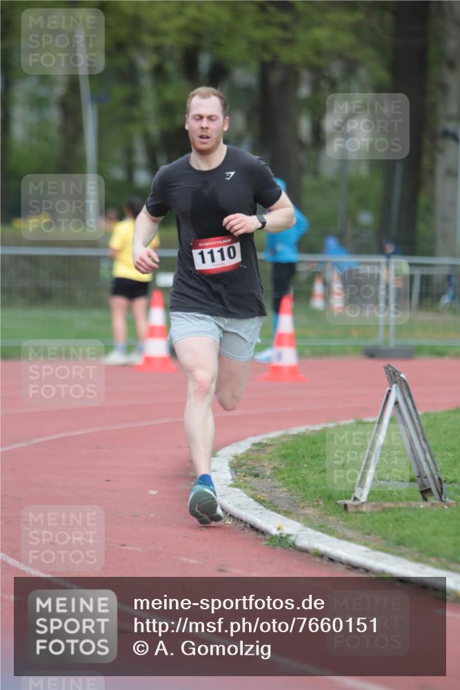 13.04.2025 - Hammer Lauf A. Gomolzig http://msf.ph/oto/7660151 13.04.2025 10:34:28 Ziel 330, 1110, 1715, 1743, 1801 meine-sportfotos.de