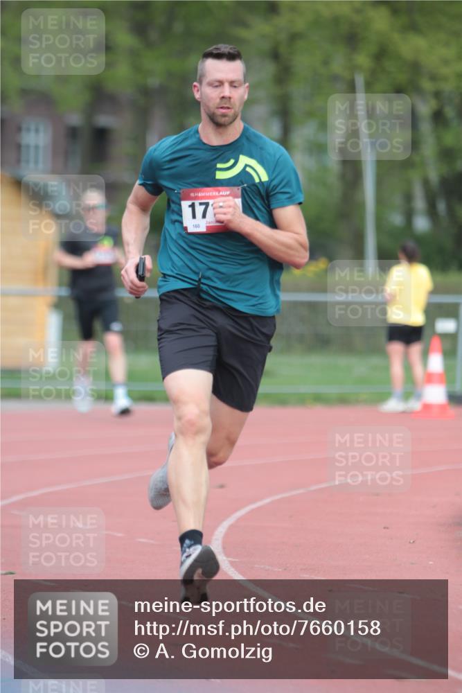 13.04.2025 - Hammer Lauf A. Gomolzig http://msf.ph/oto/7660158 13.04.2025 10:34:30 Ziel 330, 383, 1743, 1801 meine-sportfotos.de