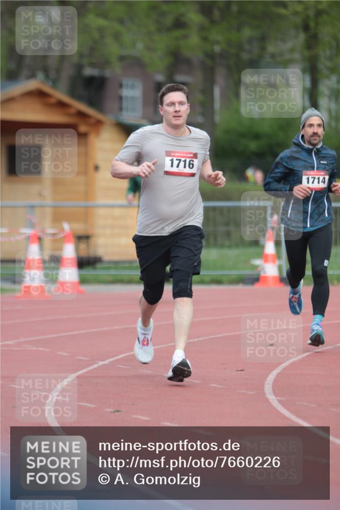 13.04.2025 - Hammer Lauf A. Gomolzig http://msf.ph/oto/7660226 13.04.2025 10:35:14 Ziel 430, 509, 1714, 1716 meine-sportfotos.de