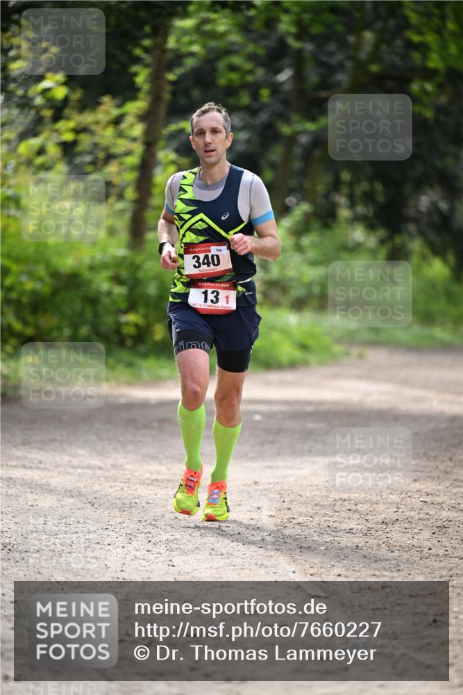 13.04.2025 - Hammer Lauf Dr. Thomas Lammeyer http://msf.ph/oto/7660227 13.04.2025 11:22:35 Laufen 199, 340, 15, 131, 16 meine-sportfotos.de