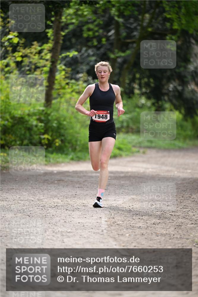 13.04.2025 - Hammer Lauf Dr. Thomas Lammeyer http://msf.ph/oto/7660253 13.04.2025 11:22:56 Laufen 1948 meine-sportfotos.de