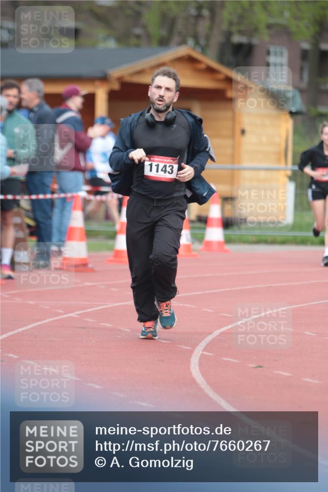 13.04.2025 - Hammer Lauf A. Gomolzig http://msf.ph/oto/7660267 13.04.2025 10:35:34 Ziel 255, 328, 740, 1143, 1944, 1949 meine-sportfotos.de