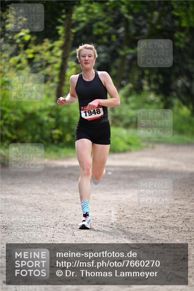 13.04.2025 - Hammer Lauf Dr. Thomas Lammeyer http://msf.ph/oto/7660270 13.04.2025 11:22:57 Laufen 15, 1948 meine-sportfotos.de