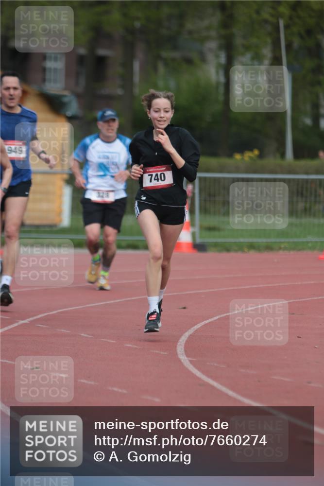 13.04.2025 - Hammer Lauf A. Gomolzig http://msf.ph/oto/7660274 13.04.2025 10:35:38 Ziel 328, 740, 1944, 1949 meine-sportfotos.de