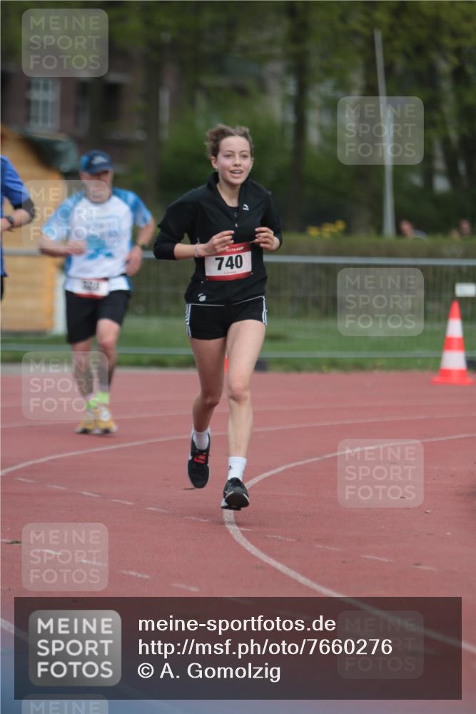 13.04.2025 - Hammer Lauf A. Gomolzig http://msf.ph/oto/7660276 13.04.2025 10:35:39 Ziel 328, 740, 1944, 1949 meine-sportfotos.de