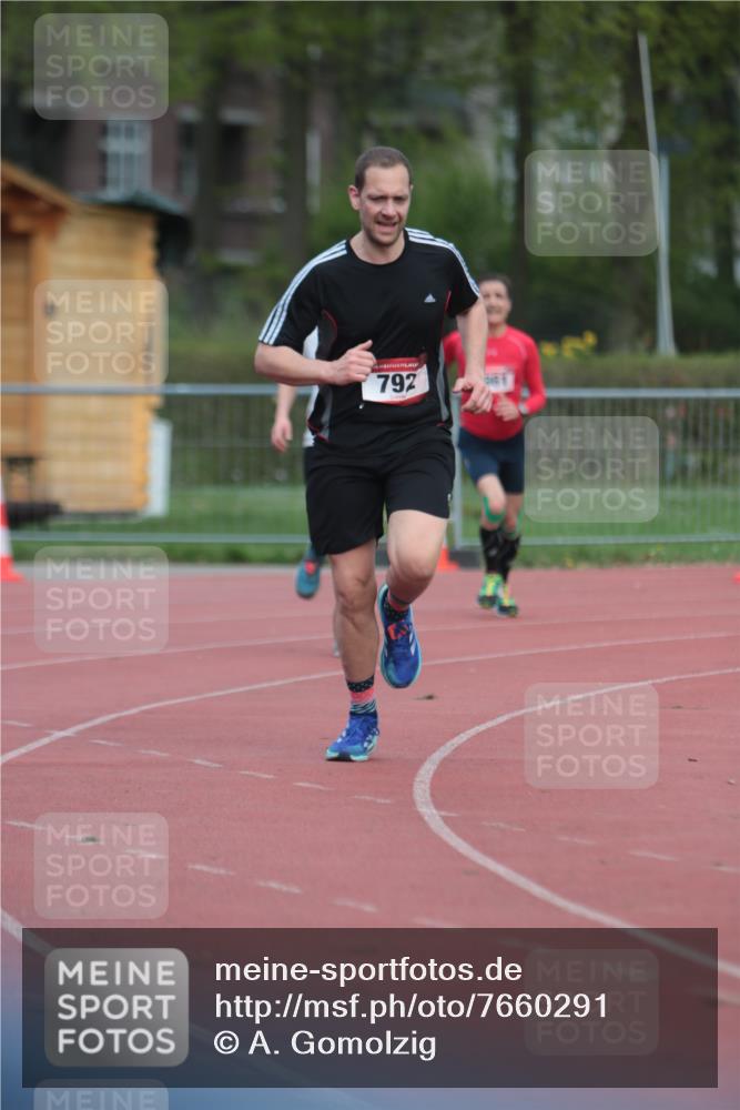 13.04.2025 - Hammer Lauf A. Gomolzig http://msf.ph/oto/7660291 13.04.2025 10:35:57 Ziel 792, 1106, 1849, 1961 meine-sportfotos.de