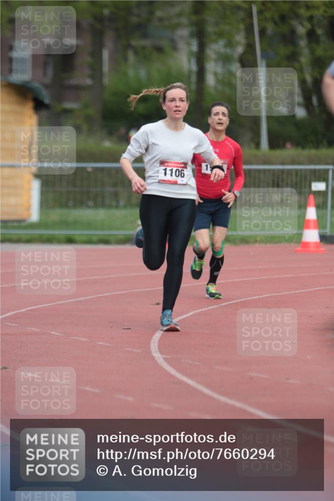 13.04.2025 - Hammer Lauf A. Gomolzig http://msf.ph/oto/7660294 13.04.2025 10:35:59 Ziel 1106, 1849, 1961 meine-sportfotos.de