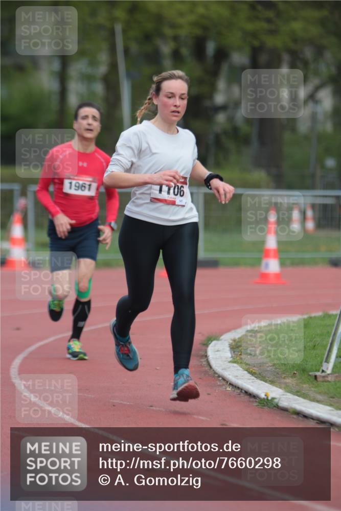 13.04.2025 - Hammer Lauf A. Gomolzig http://msf.ph/oto/7660298 13.04.2025 10:36:00 Ziel 1106, 1849, 1961 meine-sportfotos.de