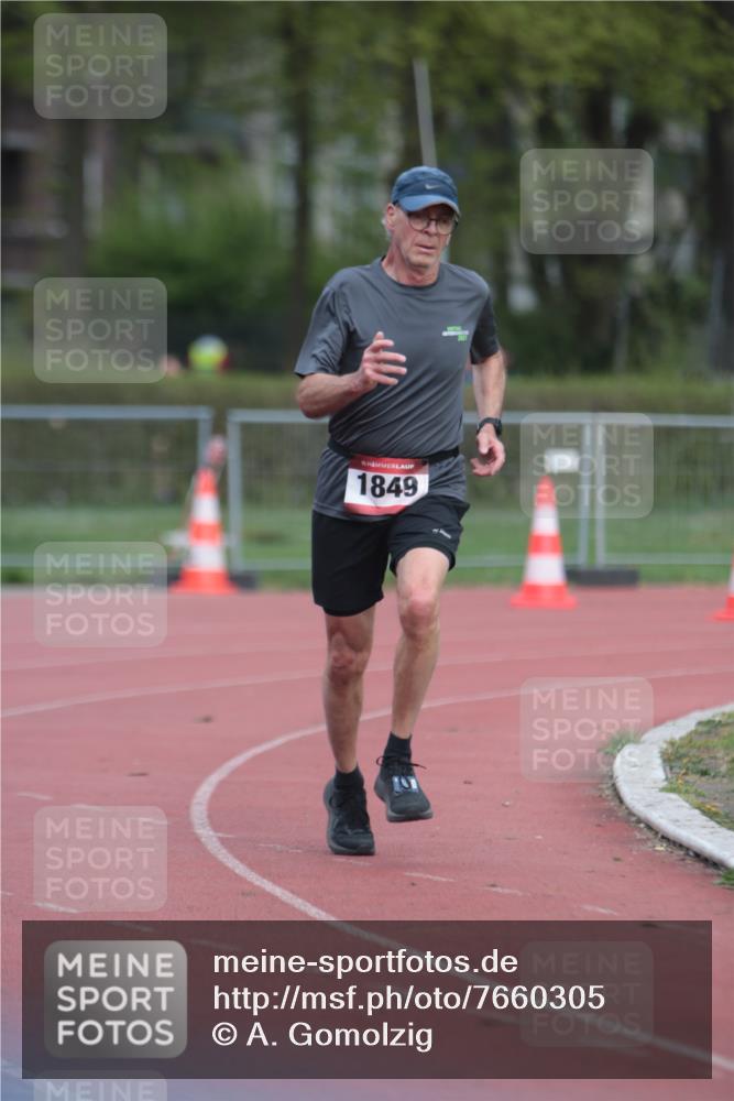 13.04.2025 - Hammer Lauf A. Gomolzig http://msf.ph/oto/7660305 13.04.2025 10:36:06 Ziel 648, 655, 1849 meine-sportfotos.de