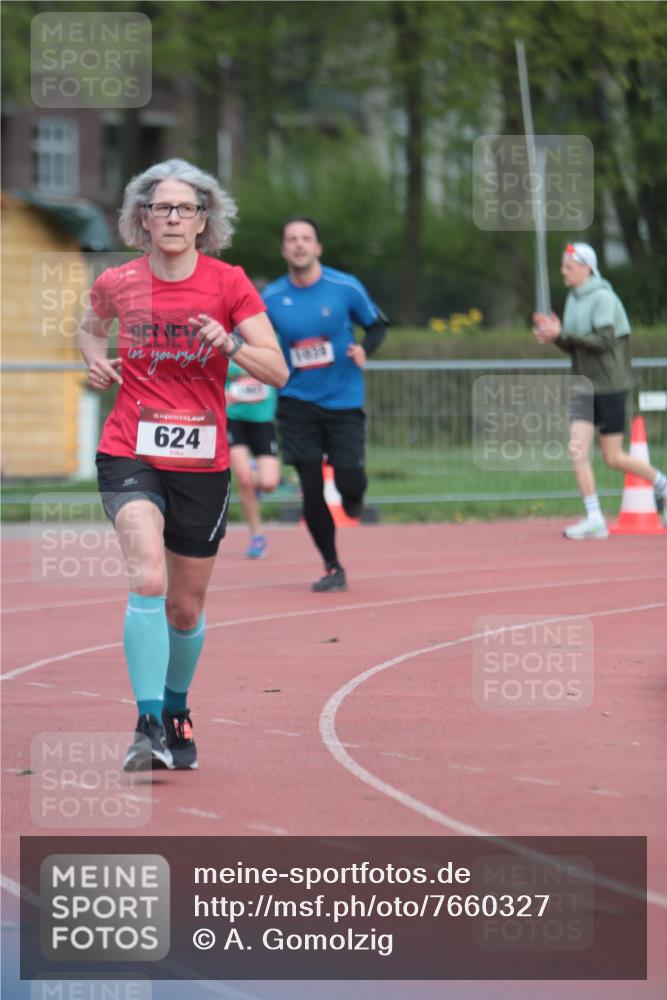 13.04.2025 - Hammer Lauf A. Gomolzig http://msf.ph/oto/7660327 13.04.2025 10:36:20 Ziel 624, 1039, 1903 meine-sportfotos.de