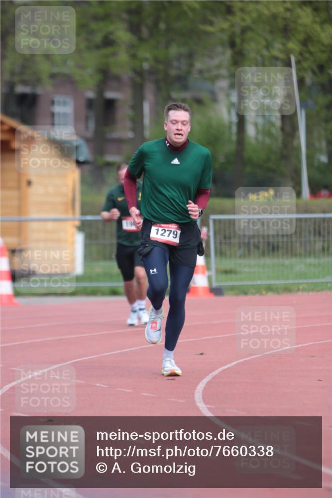 13.04.2025 - Hammer Lauf A. Gomolzig http://msf.ph/oto/7660338 13.04.2025 10:36:32 Ziel 1279, 1964 meine-sportfotos.de