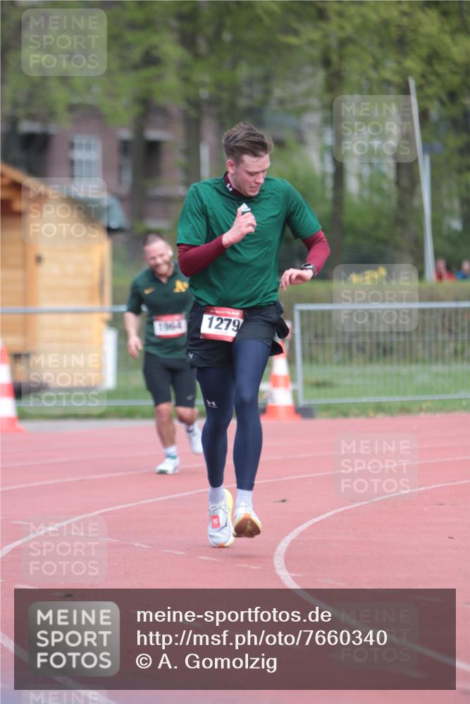 13.04.2025 - Hammer Lauf A. Gomolzig http://msf.ph/oto/7660340 13.04.2025 10:36:32 Ziel 1279, 1964 meine-sportfotos.de