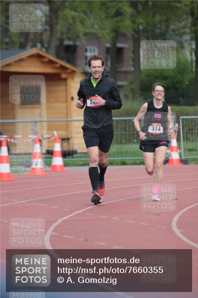 13.04.2025 - Hammer Lauf A. Gomolzig http://msf.ph/oto/7660355 13.04.2025 10:36:41 Ziel 314, 742 meine-sportfotos.de