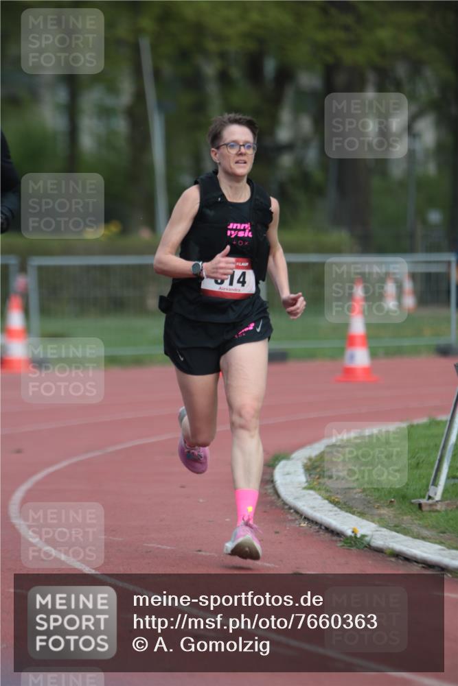 13.04.2025 - Hammer Lauf A. Gomolzig http://msf.ph/oto/7660363 13.04.2025 10:36:43 Ziel 314, 742 meine-sportfotos.de