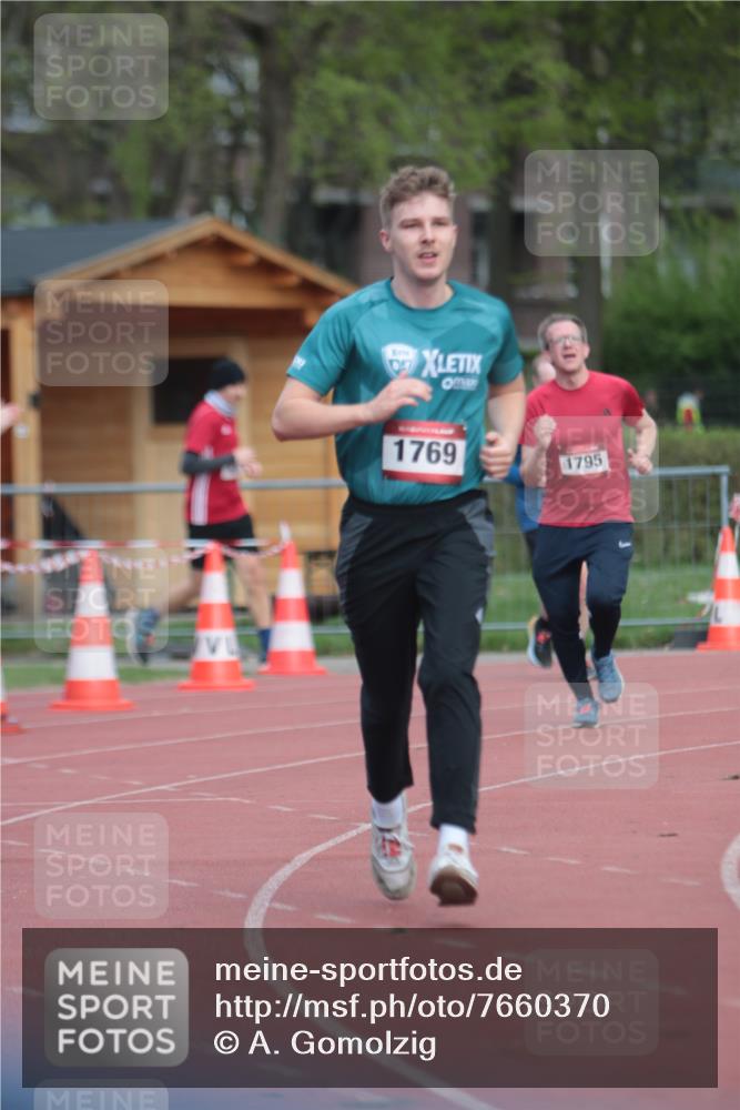 13.04.2025 - Hammer Lauf A. Gomolzig http://msf.ph/oto/7660370 13.04.2025 10:36:53 Ziel 620, 1182, 1769, 1795 meine-sportfotos.de