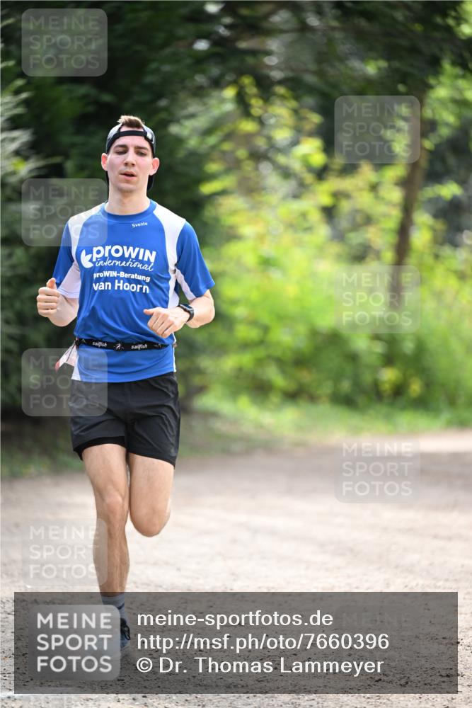 13.04.2025 - Hammer Lauf Dr. Thomas Lammeyer http://msf.ph/oto/7660396 13.04.2025 11:23:55 Laufen  meine-sportfotos.de