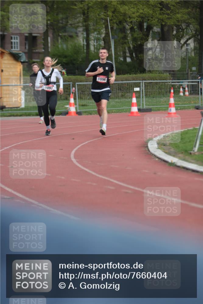 13.04.2025 - Hammer Lauf A. Gomolzig http://msf.ph/oto/7660404 13.04.2025 10:37:14 Ziel 765, 1021, 1096, 1097 meine-sportfotos.de