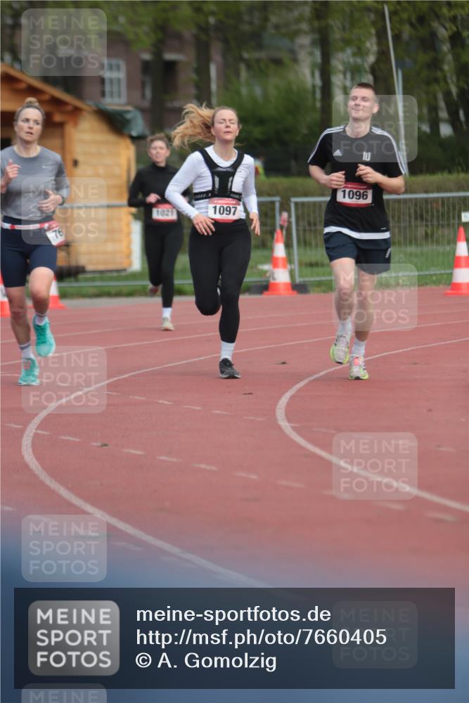 13.04.2025 - Hammer Lauf A. Gomolzig http://msf.ph/oto/7660405 13.04.2025 10:37:15 Ziel 765, 1021, 1096, 1097 meine-sportfotos.de