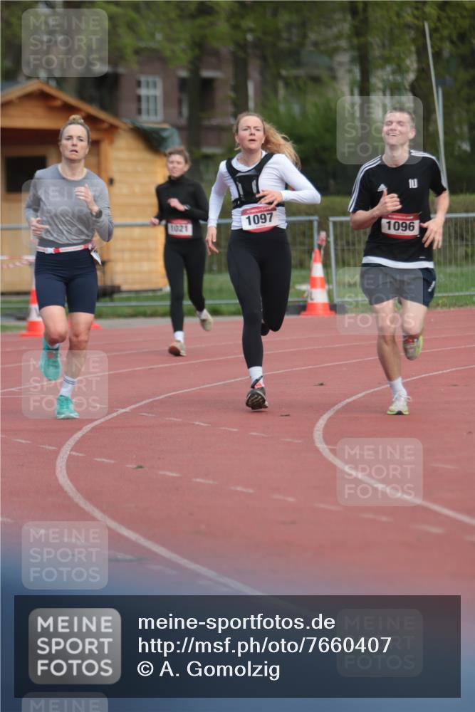 13.04.2025 - Hammer Lauf A. Gomolzig http://msf.ph/oto/7660407 13.04.2025 10:37:15 Ziel 765, 1021, 1096, 1097 meine-sportfotos.de