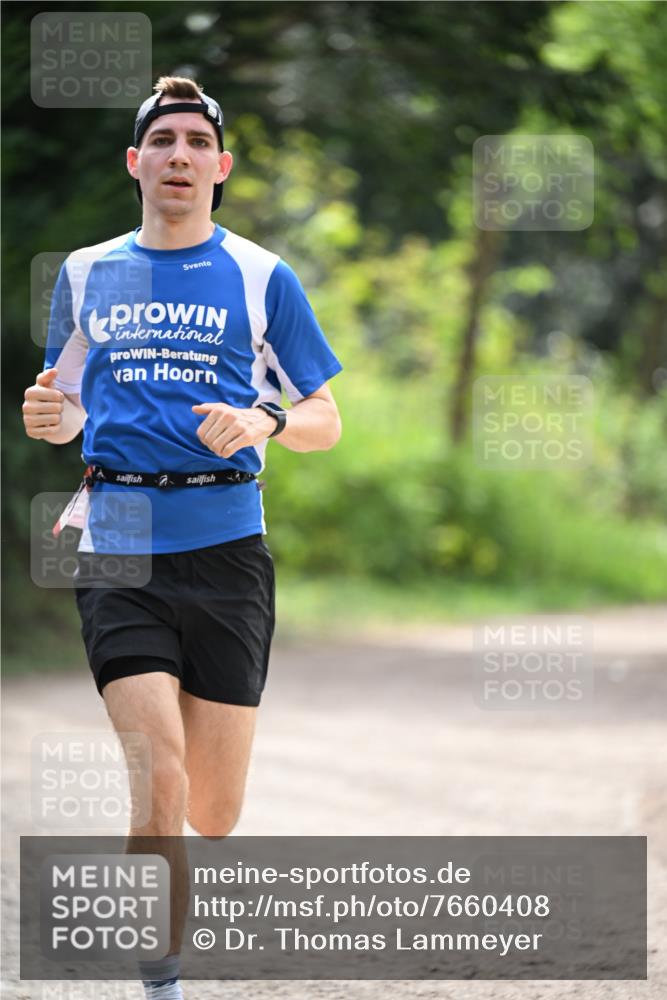13.04.2025 - Hammer Lauf Dr. Thomas Lammeyer http://msf.ph/oto/7660408 13.04.2025 11:23:56 Laufen  meine-sportfotos.de