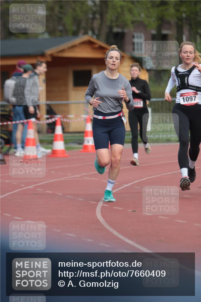 13.04.2025 - Hammer Lauf A. Gomolzig http://msf.ph/oto/7660409 13.04.2025 10:37:16 Ziel 765, 1021, 1096, 1097 meine-sportfotos.de
