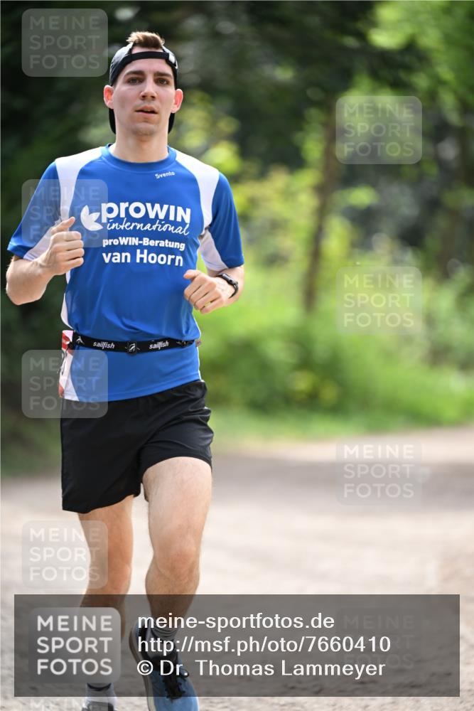 13.04.2025 - Hammer Lauf Dr. Thomas Lammeyer http://msf.ph/oto/7660410 13.04.2025 11:23:56 Laufen  meine-sportfotos.de