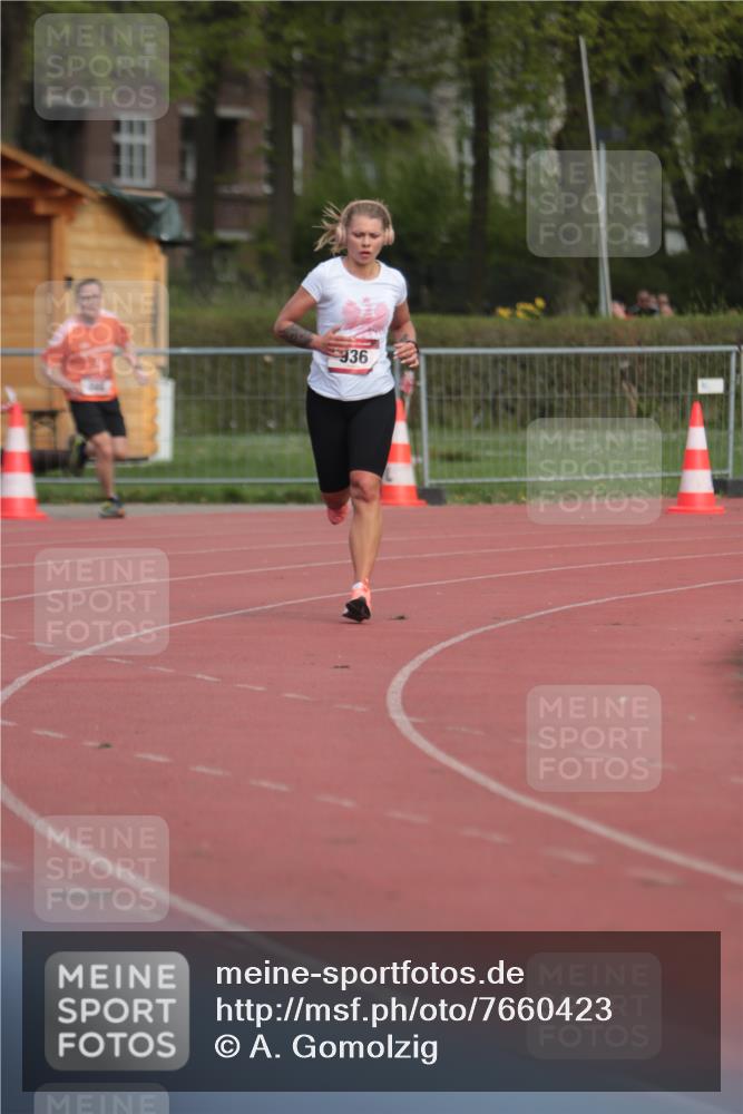 13.04.2025 - Hammer Lauf A. Gomolzig http://msf.ph/oto/7660423 13.04.2025 10:37:49 Ziel 249, 936 meine-sportfotos.de