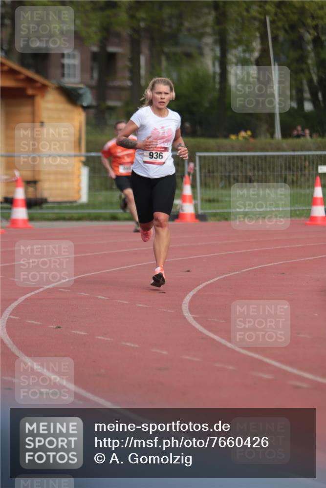 13.04.2025 - Hammer Lauf A. Gomolzig http://msf.ph/oto/7660426 13.04.2025 10:37:50 Ziel 249, 936 meine-sportfotos.de