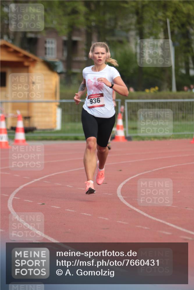 13.04.2025 - Hammer Lauf A. Gomolzig http://msf.ph/oto/7660431 13.04.2025 10:37:51 Ziel 162, 249, 936 meine-sportfotos.de