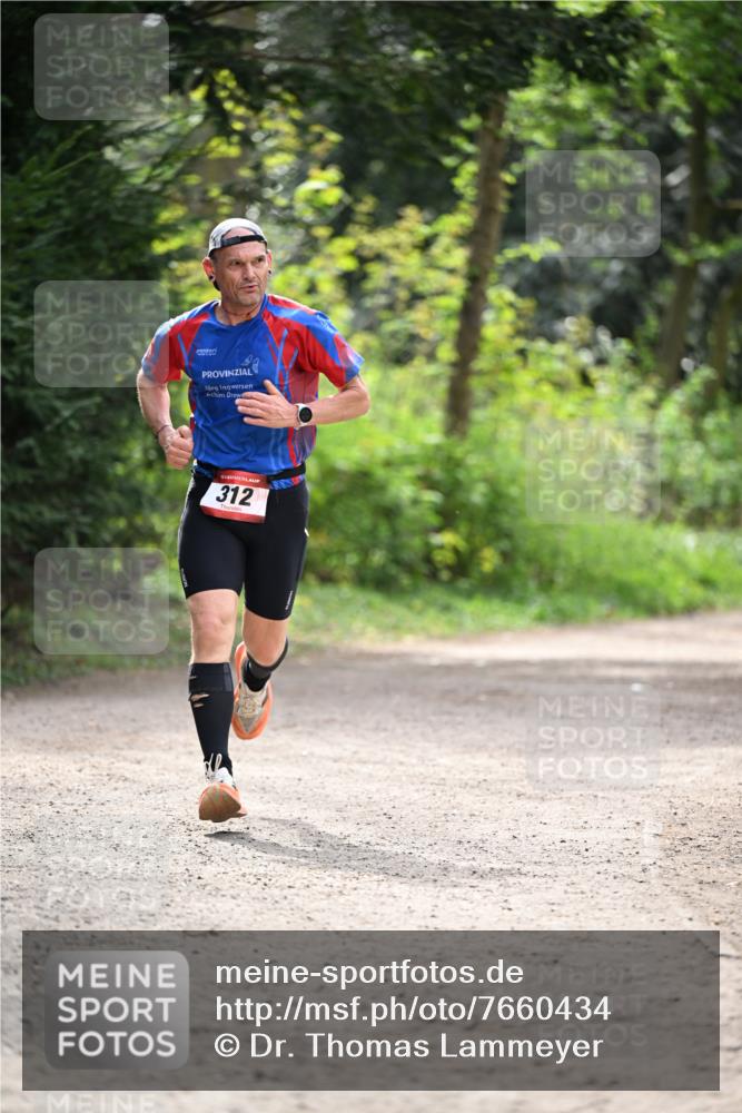 13.04.2025 - Hammer Lauf Dr. Thomas Lammeyer http://msf.ph/oto/7660434 13.04.2025 11:24:00 Laufen 312 meine-sportfotos.de