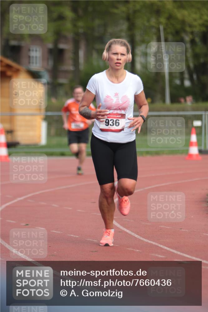 13.04.2025 - Hammer Lauf A. Gomolzig http://msf.ph/oto/7660436 13.04.2025 10:37:51 Ziel 162, 249, 936 meine-sportfotos.de