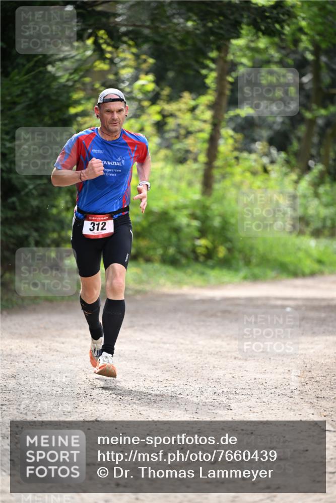 13.04.2025 - Hammer Lauf Dr. Thomas Lammeyer http://msf.ph/oto/7660439 13.04.2025 11:24:00 Laufen 15, 312 meine-sportfotos.de