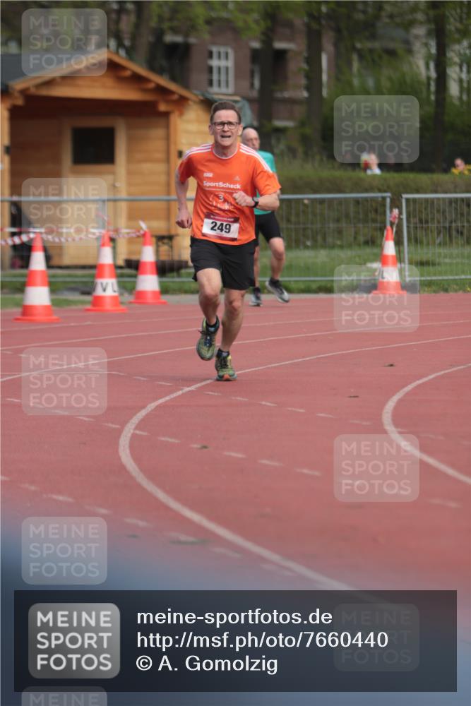 13.04.2025 - Hammer Lauf A. Gomolzig http://msf.ph/oto/7660440 13.04.2025 10:37:54 Ziel 162, 249, 1864 meine-sportfotos.de