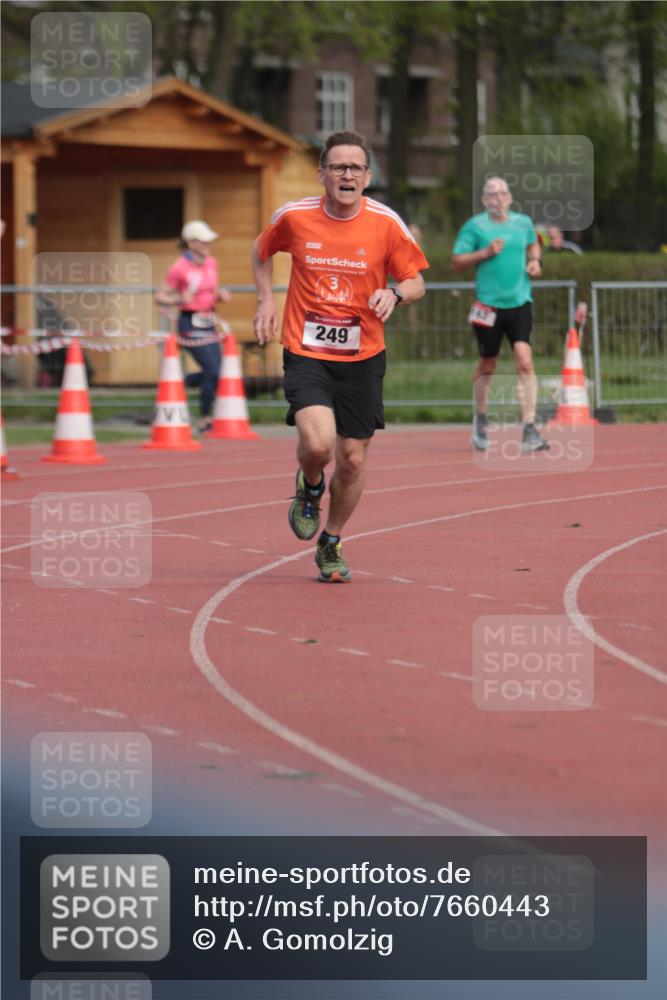 13.04.2025 - Hammer Lauf A. Gomolzig http://msf.ph/oto/7660443 13.04.2025 10:37:54 Ziel 162, 249, 1864 meine-sportfotos.de