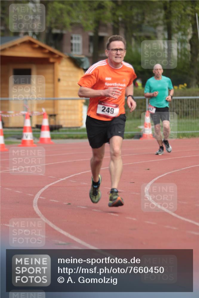 13.04.2025 - Hammer Lauf A. Gomolzig http://msf.ph/oto/7660450 13.04.2025 10:37:56 Ziel 162, 249, 718, 1330, 1864 meine-sportfotos.de