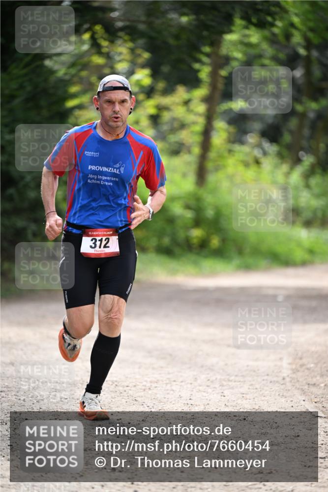 13.04.2025 - Hammer Lauf Dr. Thomas Lammeyer http://msf.ph/oto/7660454 13.04.2025 11:24:01 Laufen 15, 312 meine-sportfotos.de