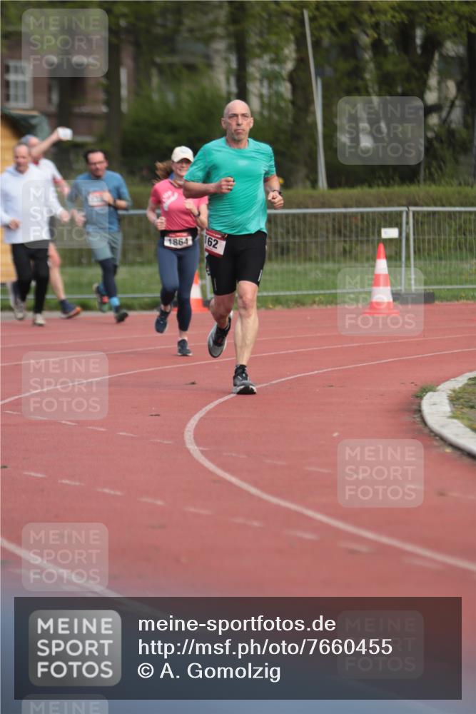13.04.2025 - Hammer Lauf A. Gomolzig http://msf.ph/oto/7660455 13.04.2025 10:37:58 Ziel 162, 718, 1330, 1864 meine-sportfotos.de