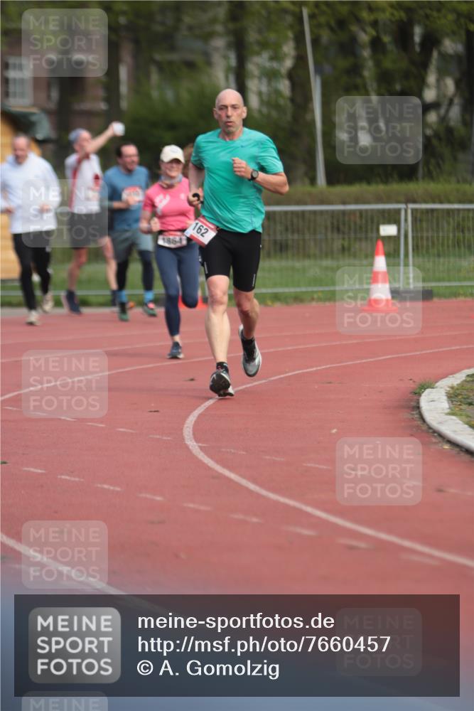 13.04.2025 - Hammer Lauf A. Gomolzig http://msf.ph/oto/7660457 13.04.2025 10:37:58 Ziel 162, 718, 1330, 1864 meine-sportfotos.de