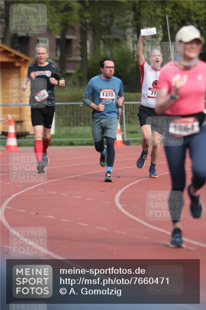 13.04.2025 - Hammer Lauf A. Gomolzig http://msf.ph/oto/7660471 13.04.2025 10:38:02 Ziel 254, 718, 1330, 1864 meine-sportfotos.de