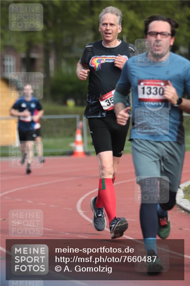 13.04.2025 - Hammer Lauf A. Gomolzig http://msf.ph/oto/7660487 13.04.2025 10:38:06 Ziel 254, 627, 647, 718, 767, 1330 meine-sportfotos.de