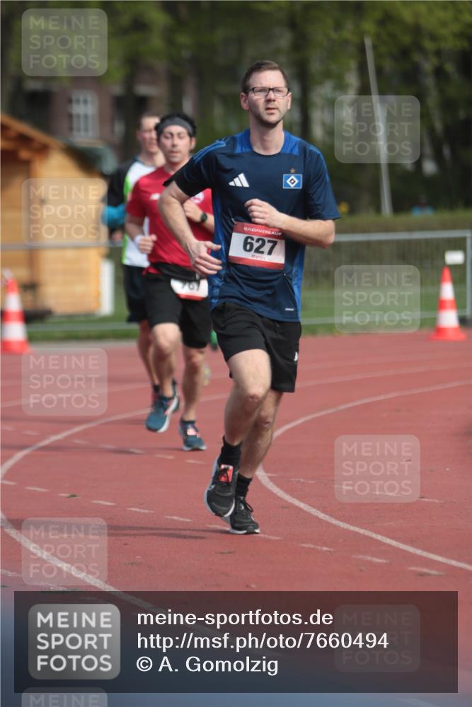 13.04.2025 - Hammer Lauf A. Gomolzig http://msf.ph/oto/7660494 13.04.2025 10:38:11 Ziel 627, 647, 767, 953, 956 meine-sportfotos.de