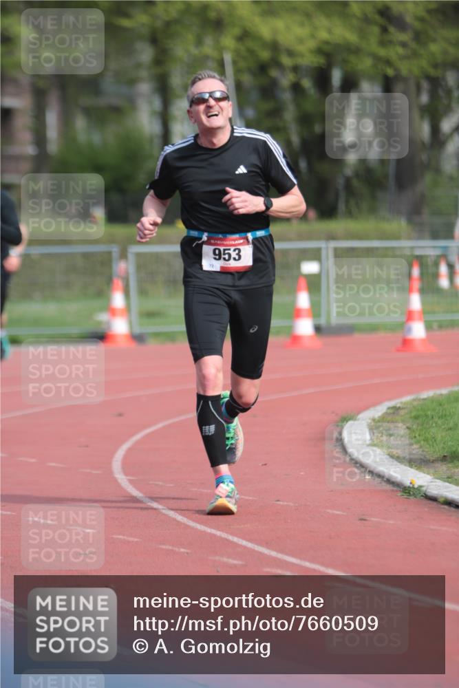 13.04.2025 - Hammer Lauf A. Gomolzig http://msf.ph/oto/7660509 13.04.2025 10:38:15 Ziel 131, 647, 953, 956 meine-sportfotos.de