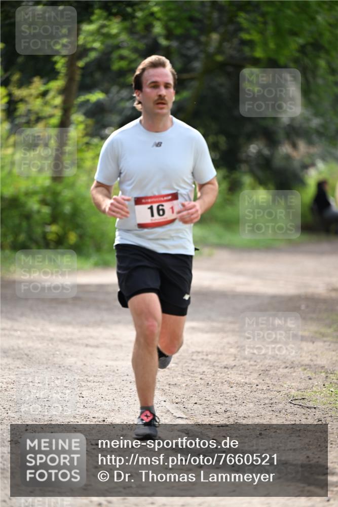 13.04.2025 - Hammer Lauf Dr. Thomas Lammeyer http://msf.ph/oto/7660521 13.04.2025 11:24:14 Laufen 16 meine-sportfotos.de