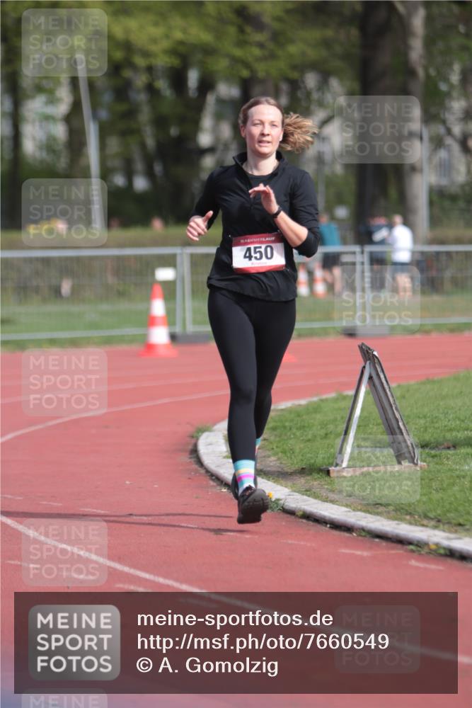 13.04.2025 - Hammer Lauf A. Gomolzig http://msf.ph/oto/7660549 13.04.2025 10:38:30 Ziel 450, 1841 meine-sportfotos.de