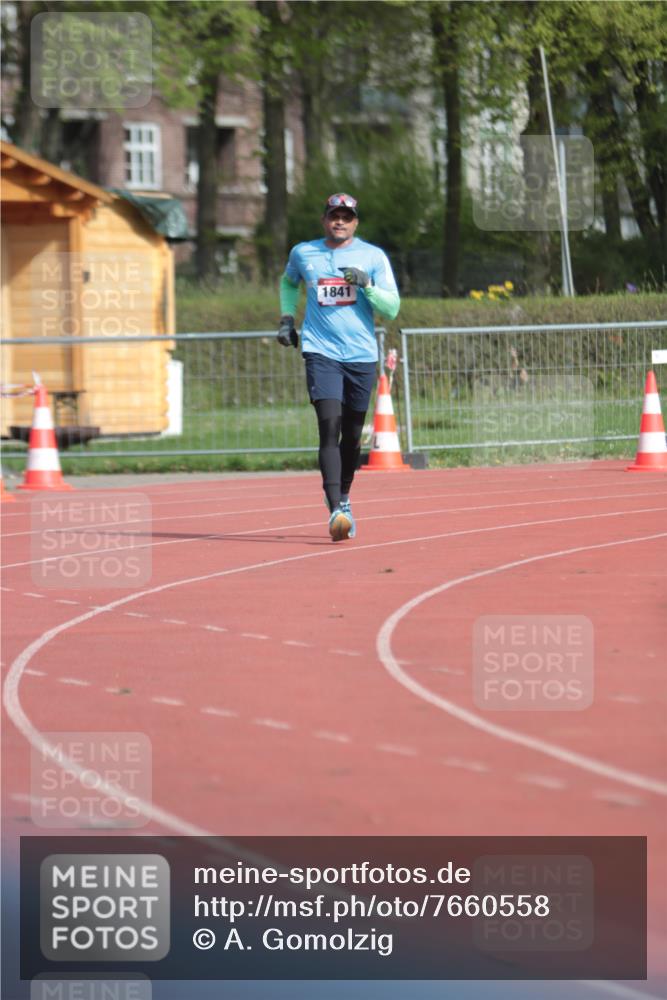 13.04.2025 - Hammer Lauf A. Gomolzig http://msf.ph/oto/7660558 13.04.2025 10:38:35 Ziel 1841 meine-sportfotos.de