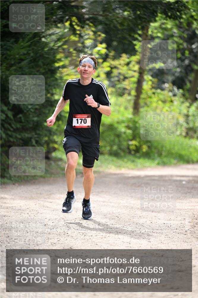 13.04.2025 - Hammer Lauf Dr. Thomas Lammeyer http://msf.ph/oto/7660569 13.04.2025 11:24:22 Laufen 170 meine-sportfotos.de