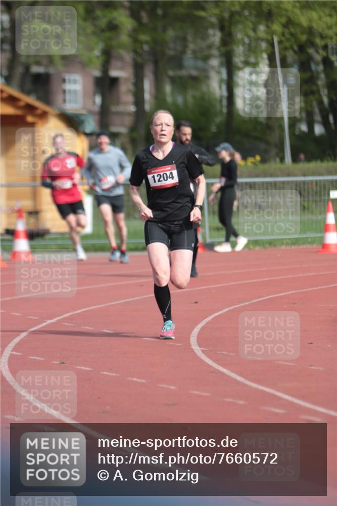 13.04.2025 - Hammer Lauf A. Gomolzig http://msf.ph/oto/7660572 13.04.2025 10:38:44 Ziel 497, 575, 1041, 1204 meine-sportfotos.de