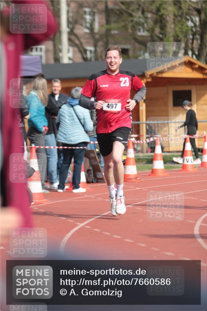 13.04.2025 - Hammer Lauf A. Gomolzig http://msf.ph/oto/7660586 13.04.2025 10:38:48 Ziel 286, 497, 575, 1041, 1857 meine-sportfotos.de