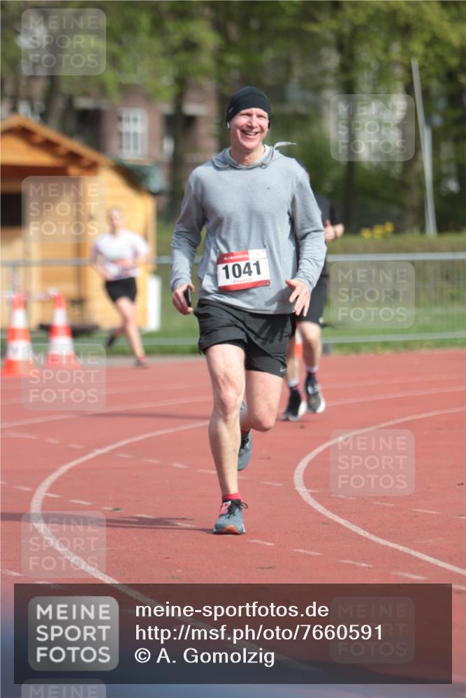 13.04.2025 - Hammer Lauf A. Gomolzig http://msf.ph/oto/7660591 13.04.2025 10:38:50 Ziel 286, 497, 1041, 1857 meine-sportfotos.de
