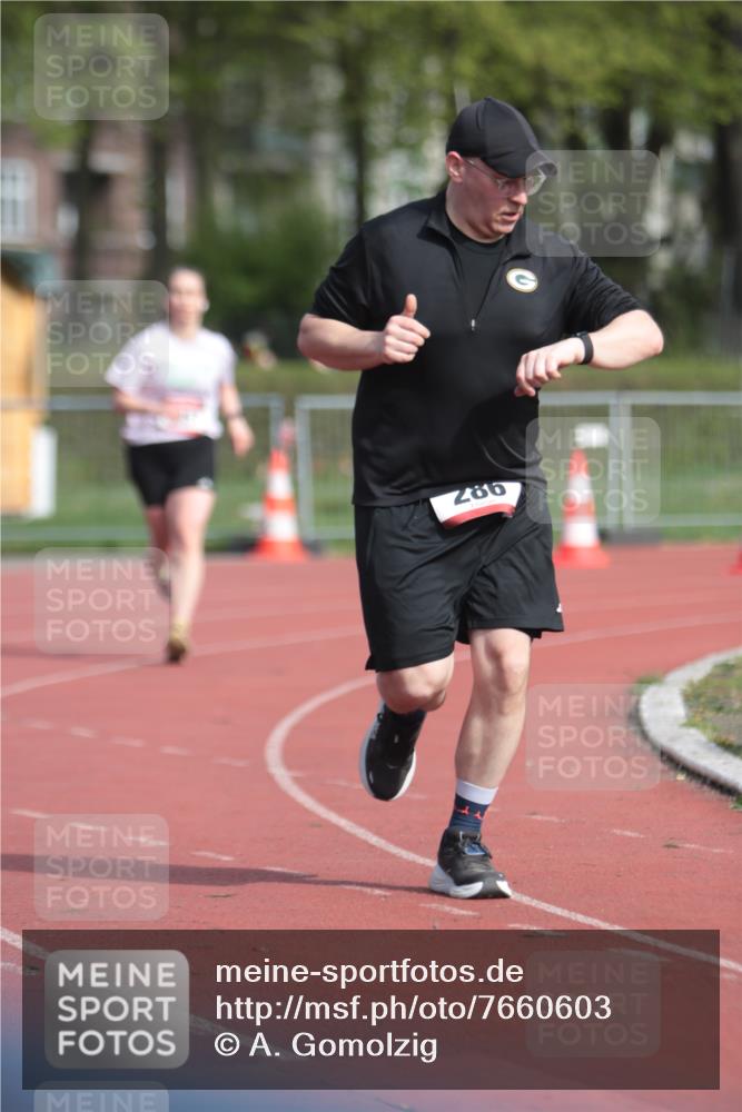 13.04.2025 - Hammer Lauf A. Gomolzig http://msf.ph/oto/7660603 13.04.2025 10:38:54 Ziel 286, 1134, 1857 meine-sportfotos.de